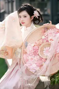 Pink Grace - Captivating Elegant Asian Traditional Beauty - image 10