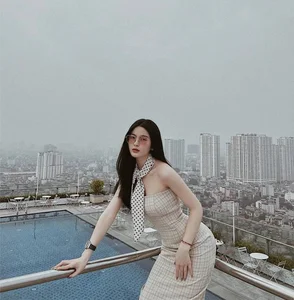 Quang Hai and Chu Thanh Huyen: A Glimpse into the Natural Beauty of a Famous Celebrity Couple Without Filters - image 1