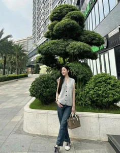 Quang Hai and Chu Thanh Huyen: A Glimpse into the Natural Beauty of a Famous Celebrity Couple Without Filters - image 2