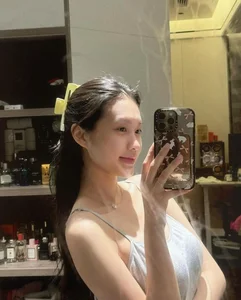 Doãn Hải My Shares Natural Postpartum Beauty: Stunning Bare-Faced Photos of the Vietnamese Star - image 7