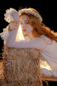 Elegant Portraiture: A Di in YiTuYu Art Language Vol.7023 - image 13