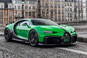Two Million-Dollar Bugatti Chiron Masterpieces Miss Out on Gumball 3000 2024 Rally - image 4