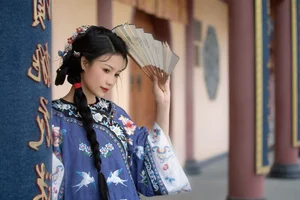 Timeless Elegance: Xin Xin in YiTuYu Art Language Vol.8883 - image 9