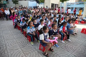 Memorable First Day of School for First Graders in Ho Chi Minh City - image 2