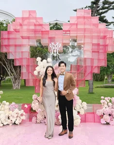 Stunning Wedding Decor Featuring 5 Tons of Fresh Flowers by Ho Quynh Huong - image 3