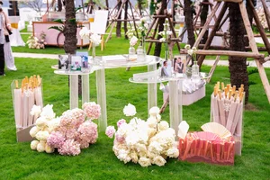 Stunning Wedding Decor Featuring 5 Tons of Fresh Flowers by Ho Quynh Huong - image 2