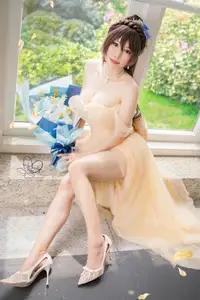 Coser Hane Ame Shines in Her 2025 Birthday Dress Captivating Elegance and Alluring Charm! - image 2