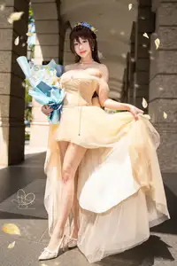 Coser Hane Ame Shines in Her 2025 Birthday Dress Captivating Elegance and Alluring Charm! - image 17