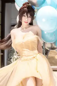 Coser Hane Ame Shines in Her 2025 Birthday Dress Captivating Elegance and Alluring Charm! - image 16