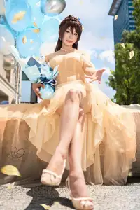 Coser Hane Ame Shines in Her 2025 Birthday Dress Captivating Elegance and Alluring Charm! - image 7