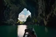 Explore Sebangfai River Cave: Majestic Beauty on Vietnam-Laos Border - image 8