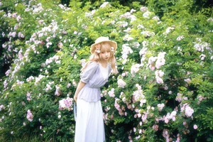 YiTuYu Art Language Vol.6892 Featuring Zi Qing: A Visual Masterpiece - image 5