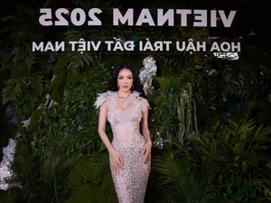 Thien Huong: The Beauty Queen Breaking Records with Her Sensual Style - image 2