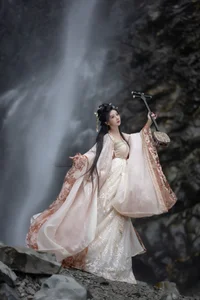 Whimsical Aesthetic in YiTuYu Art Language Vol.6314: Qi Luo Sheng De Xiao Su Su - image 20