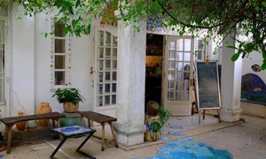 Creative Mosaic Art Workshops in Ho Chi Minh City Coffee Shops - image 0