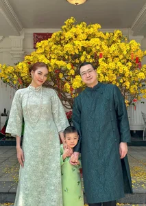 Lan Khue Enjoys a Luxurious Family Vacation with Husband and Son - image 2