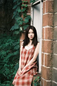 YiTuYu Art Language Vol.7460 Featuring To Xiao Bei: Elegant Portrait Photography - image 3