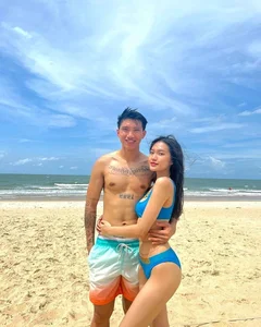 Footballer Doan Van Hau and Fiancée Doan Hai My Share Romantic Travel Highlights - image 7