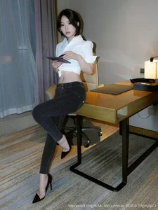 Modern Elegance with Zhi Zhi in XiuRen No.10785: A Chic Office Vibe - image 11