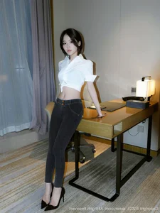Modern Elegance with Zhi Zhi in XiuRen No.10785: A Chic Office Vibe - image 30