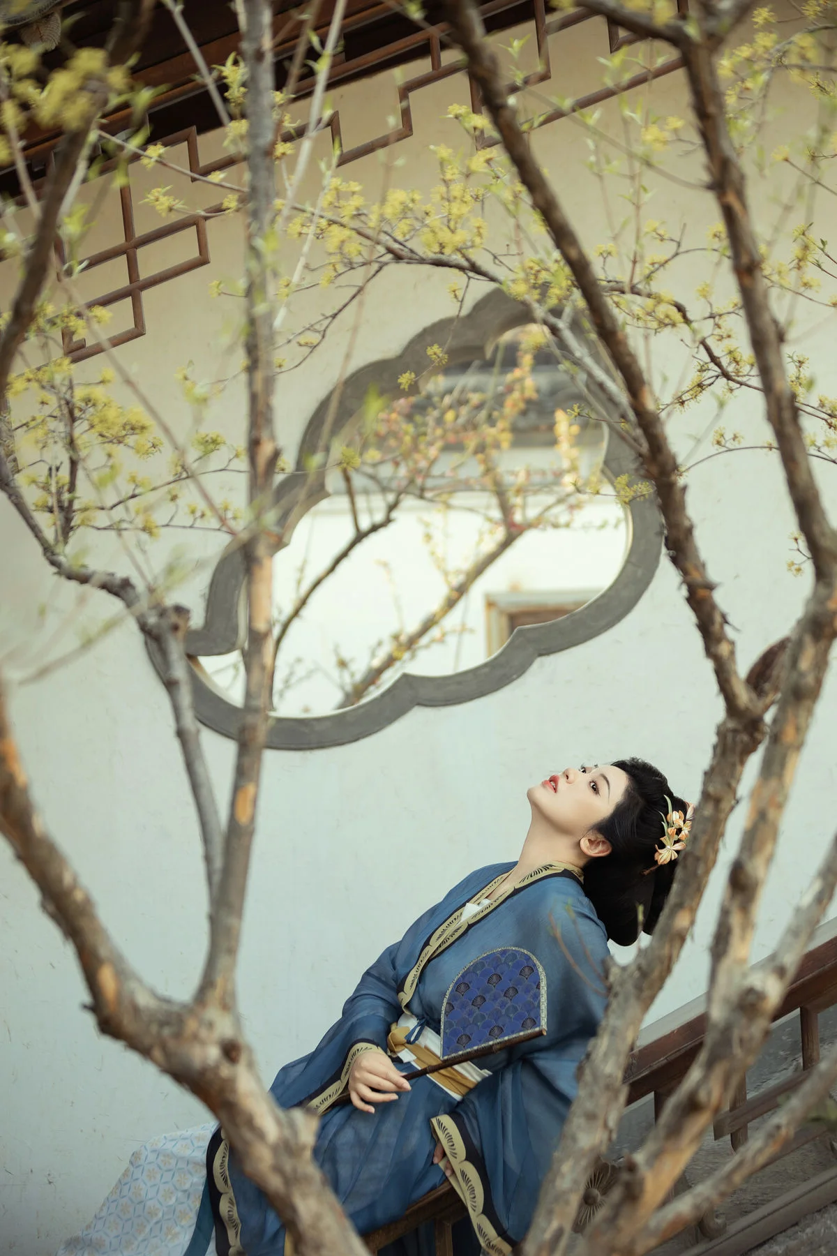 Exquisite Portrait Art: YiTuYu Art Language Vol.7089 featuring Tang Yi