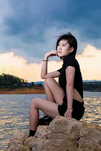 Minimalist Elegance in YiTuYu Art Language Vol.4936 Featuring Model Win - image 5