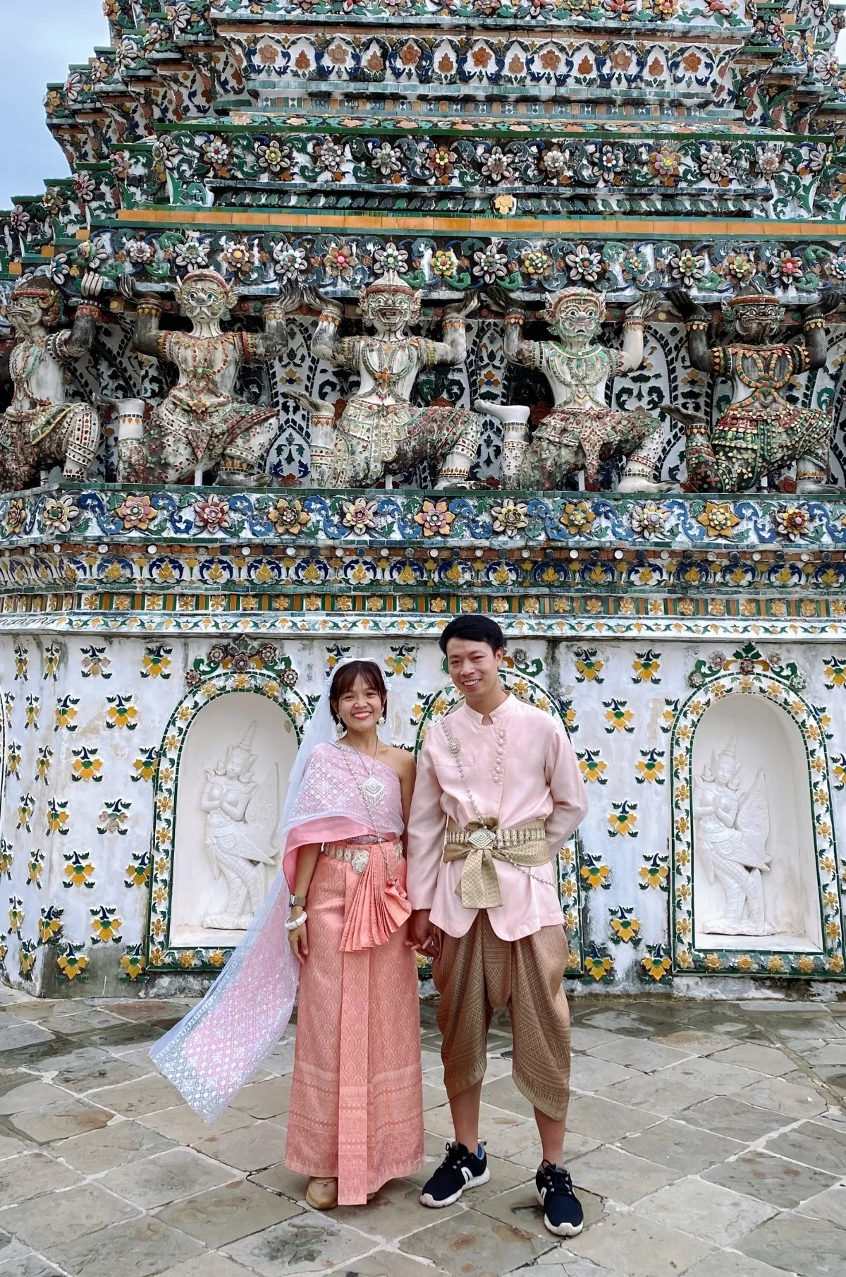 A 14-Day Southeast Asian Wedding Journey: Capturing Romance Across Four Countries