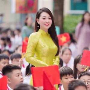Beyond the Classroom: The Chic Lifestyle of the Viral 'Back-to-School' Teacher - image 0