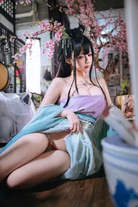 Enchanting Vintage Cosplay: Ri Nai Jiao as the Graceful Shijie - Part 02 - image 13