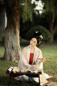 Summer Vibes and Cool Tones in YiTuYu Art Language Vol.6183 Bing Leng De Xi Gua - image 19