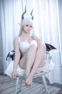 Coser Yu Yu Transforms into Altima Tia: Ethereal White Fantasy Beauty (40P) - image 15