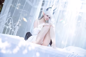 Coser Yu Yu Transforms into Altima Tia: Ethereal White Fantasy Beauty (40P) - image 21