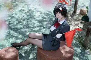 Discover Tsubaki Guide Cosplay by Shi Liang Yu: Charming Elegance Unleashed. - image 12
