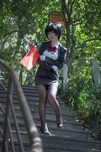 Discover Tsubaki Guide Cosplay by Shi Liang Yu: Charming Elegance Unleashed. - image 5