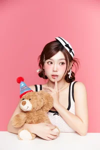 Elegant Portraiture Featuring Carlee Shi 77 Ya - YiTuYu Art Language Vol.7995 - image 16