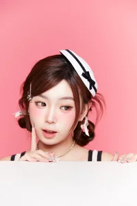 Elegant Portraiture Featuring Carlee Shi 77 Ya - YiTuYu Art Language Vol.7995 - image 8