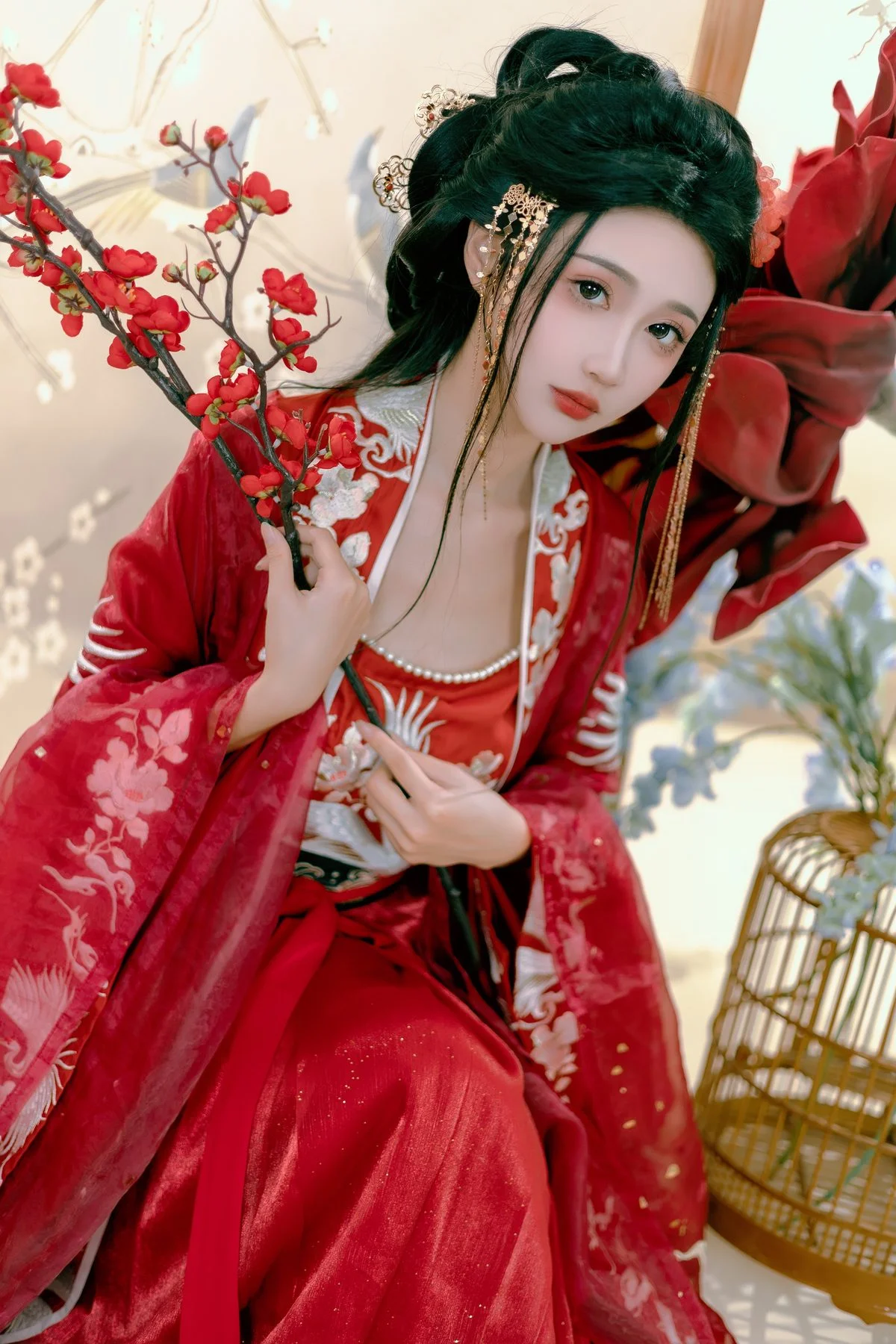 YiTuYu Art Language Vol.5633: Featuring the Stunning Qi Luo Sheng De Xiao Su Su Portrait Collection