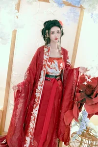 YiTuYu Art Language Vol.5633: Featuring the Stunning Qi Luo Sheng De Xiao Su Su Portrait Collection - image 10