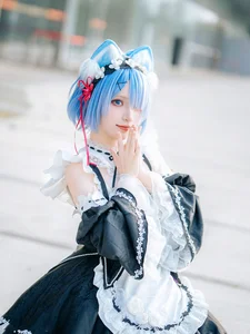 Dreamy Rem Cosplay by Coser Hana at Firefly Festival Part02 - image 3