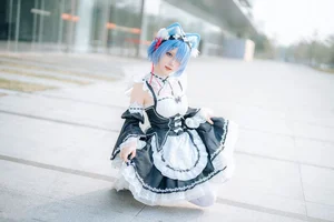 Dreamy Rem Cosplay by Coser Hana at Firefly Festival Part02 - image 2
