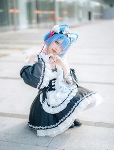 Dreamy Rem Cosplay by Coser Hana at Firefly Festival Part02 - image 1