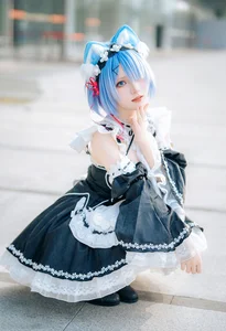Dreamy Rem Cosplay by Coser Hana at Firefly Festival Part02 - image 4