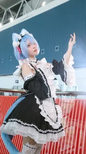 Stunning Rem Cat Maid Cosplay by Hana at Firefly Animation Carnival – Re:Zero Inspired Anime Photoshoot - image 18