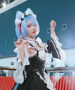 Stunning Rem Cat Maid Cosplay by Hana at Firefly Animation Carnival – Re:Zero Inspired Anime Photoshoot - image 21