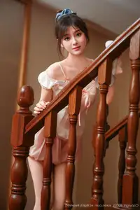 Discover Yan Tian Kitty's Enchanting Beauty in XiuRen No.10730: A Sweet & Captivating Photoshoot - image 46