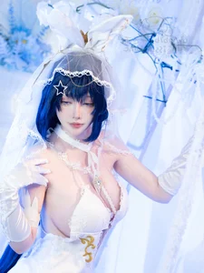 Stunning Azur Lane New Jersey Cosplay: Exultant Snow White Ceremony Bridal Gown by Yi Se Yu - Full Photo Collection and Video - image 0
