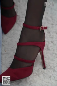 IESS One Thousand and One Nights Series: Aesthetic Leg Fashion with Model Xigua - image 2