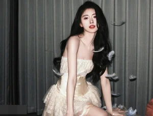 Ju Jingyi: The Aesthetic Influence of the '4000-Year Beauty' in Modern Fashion - image 2