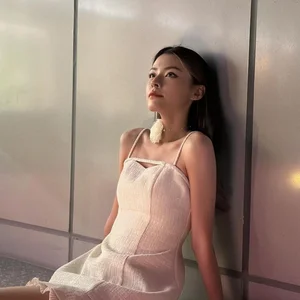The Rise of the Storytelling Hot Girl: Captivating Audiences with Modest Style and Charisma - image 7