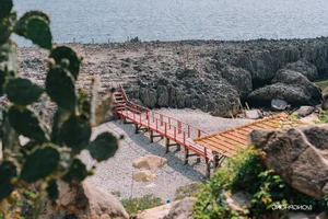 Exploring the Enchanting Coastal Landscapes of Hang Rai: A Must-Visit Destination in Vietnam - image 5